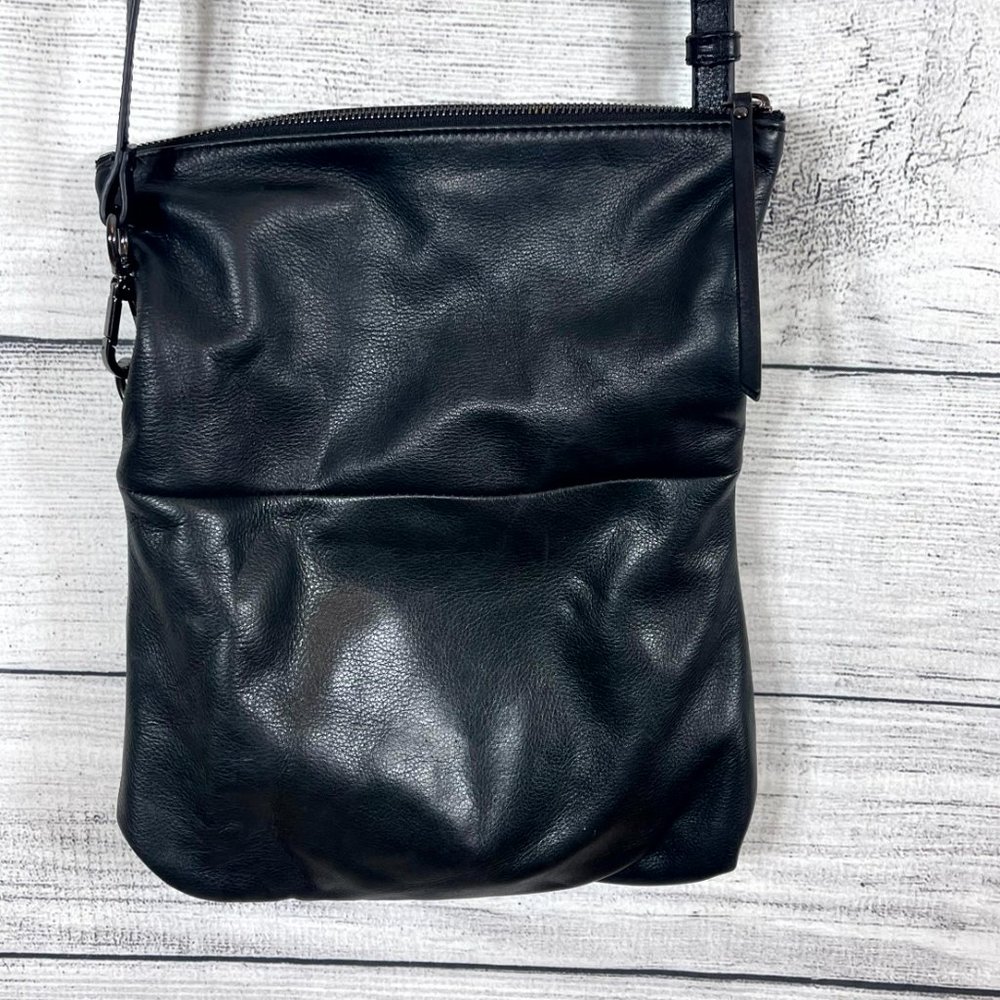 Margot New York Robbie Leather Foldover Crossbody Leather Bag - Picture 8 of 16
